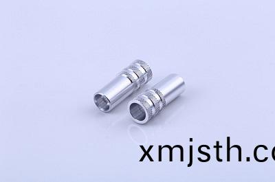 精密五(wu)金零部件的錶麵處理有箇彆的幾種